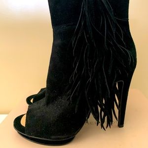 BCBG Black Oil Calf SuedeHeels